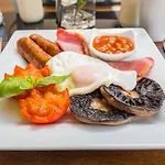 فندق مبيت وإفطار Lazy Days 3*